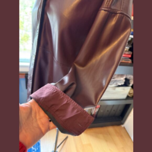 Gigi Vegan Leather Oversized Shirt Jacket - L - Picture 7 of 8